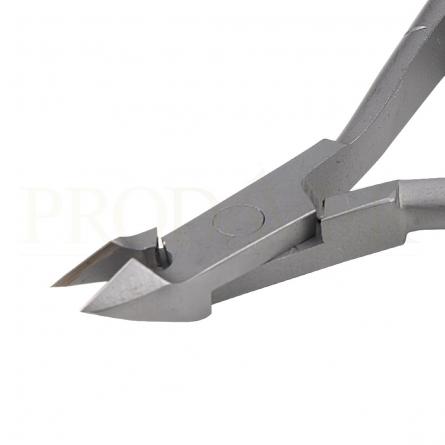 detalhe de alicate em mate. matt nipper detail.